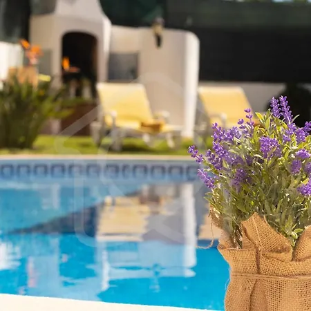 Luisa Gale * Guia (Faro)